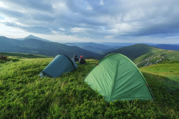 Comment choisir une tente pour un camping en région de haute altitude?